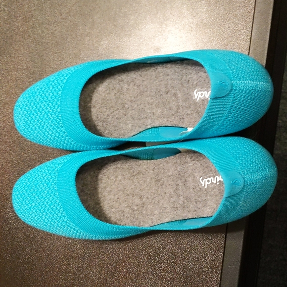 allbirds Shoes - NWOT Allbirds Tree Breezers in Caribbean Teal